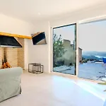 House Zezere Villa