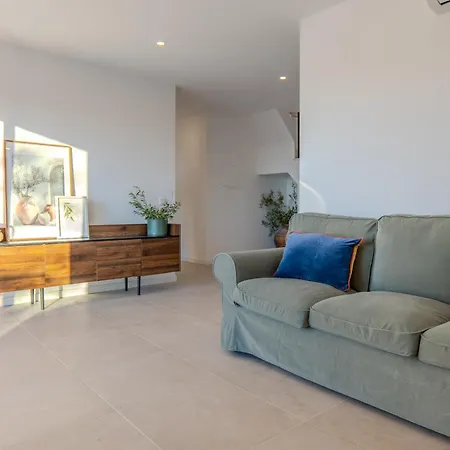 House Zezere ヴィラ *